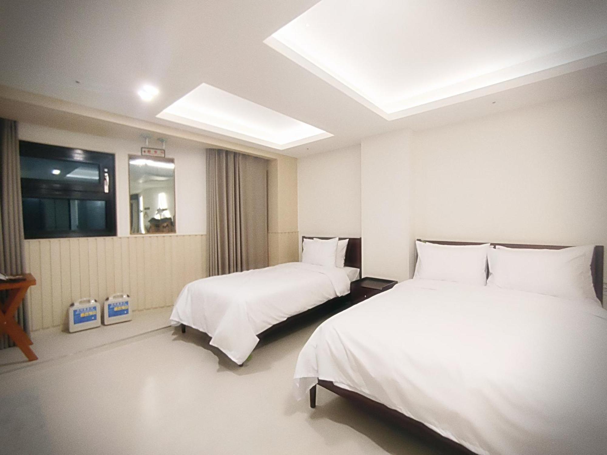 Bluebird Hotel Inchon Exterior foto